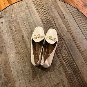Tory Burch Women's Cream Flats with Bow Detail